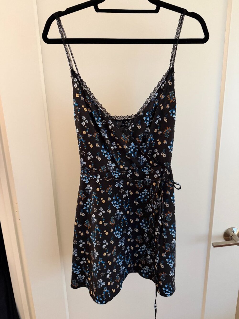 Out From Under Black Ditsy Floral Lace Trim Wrap Mini Dress — Size M
